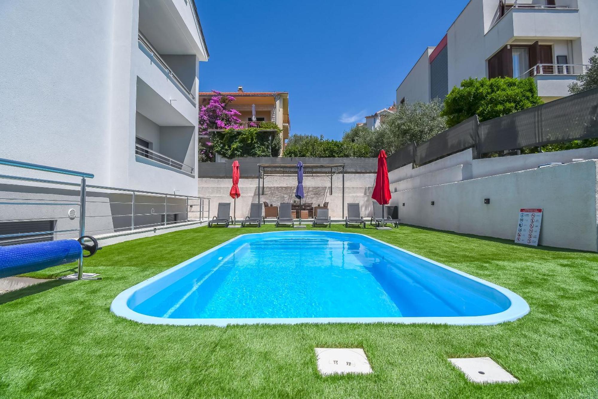 Apartments Neli Trogir Exterior foto