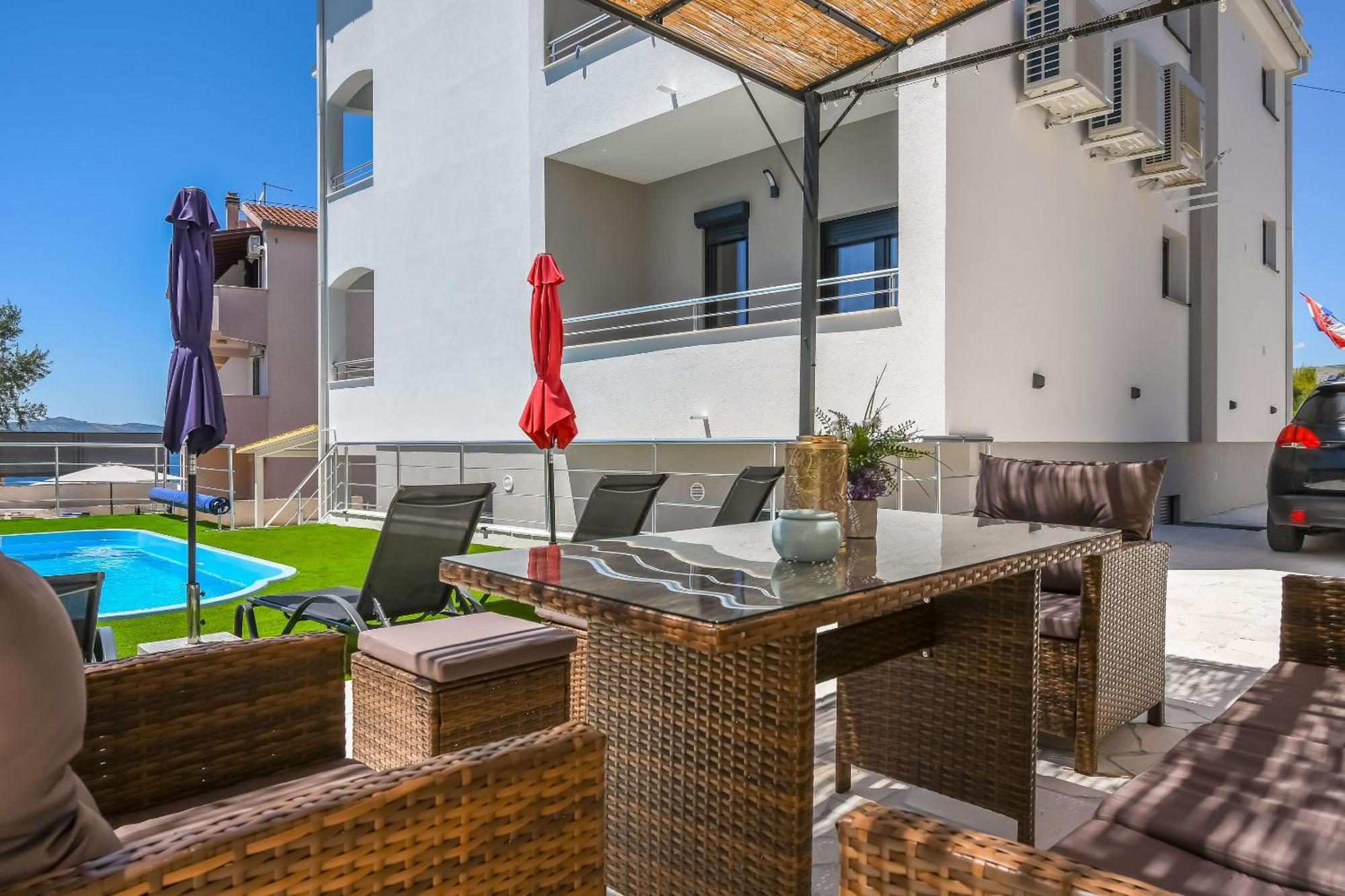 Apartments Neli Trogir Exterior foto