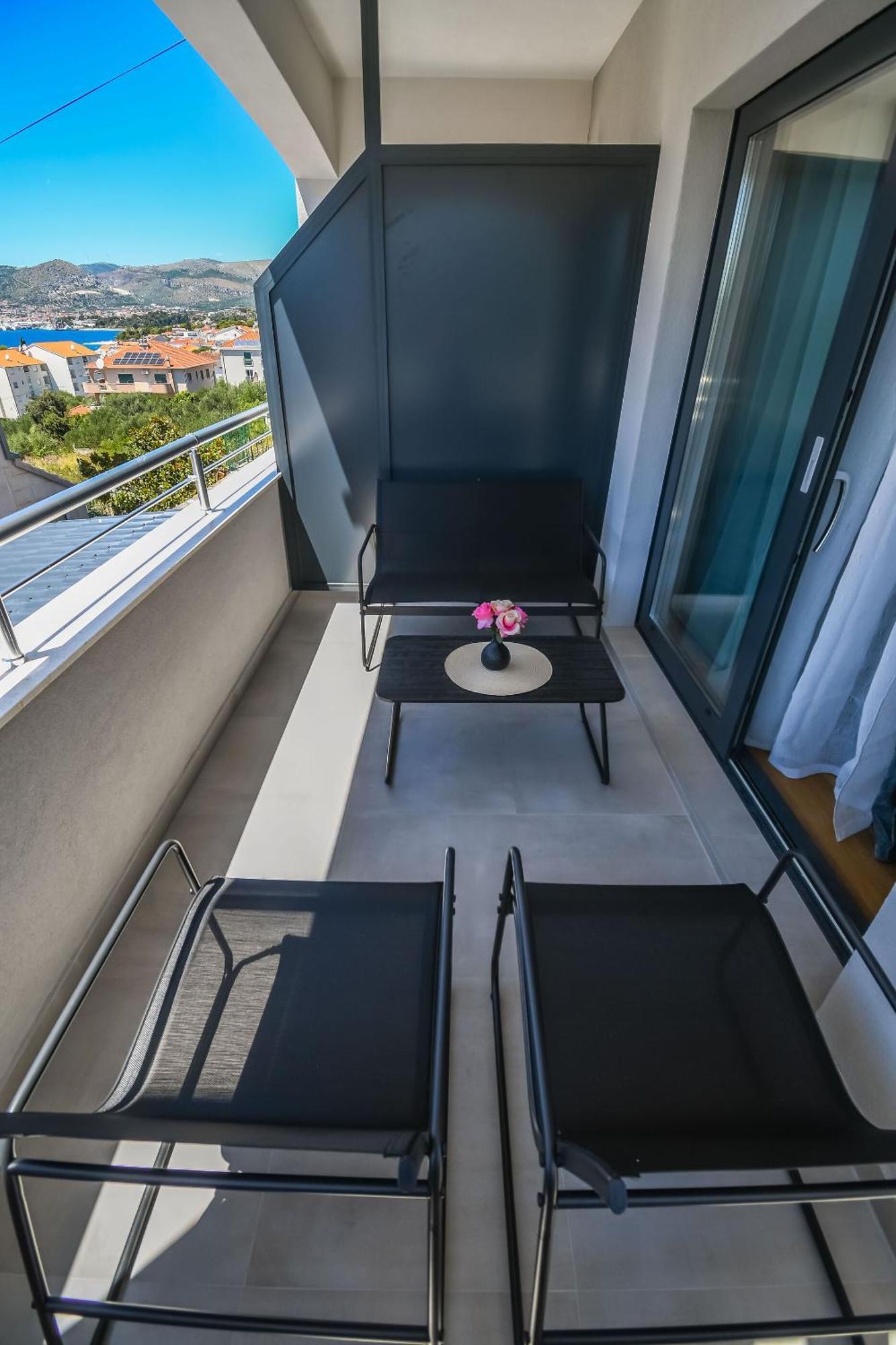 Apartments Neli Trogir Exterior foto