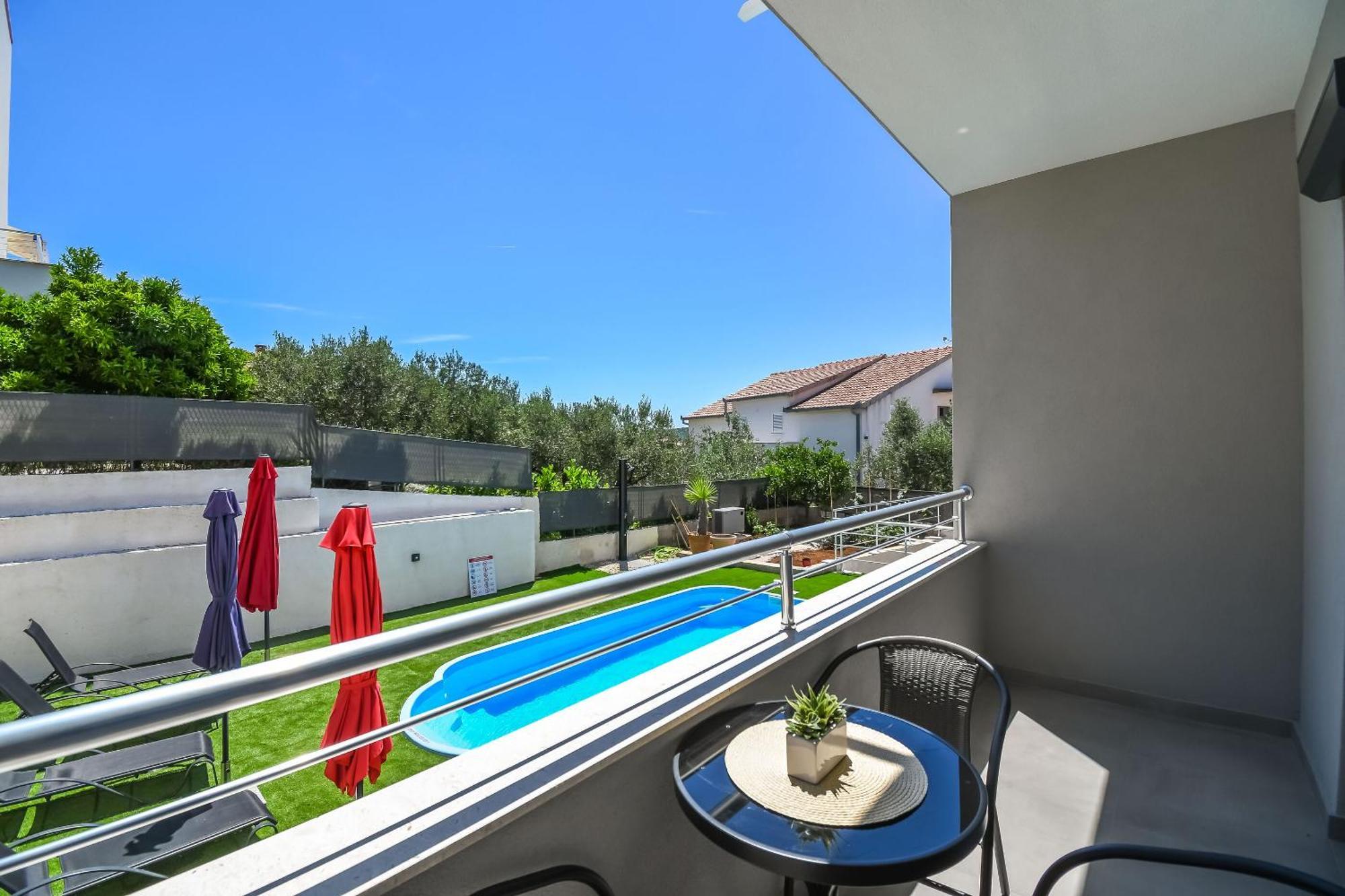 Apartments Neli Trogir Exterior foto